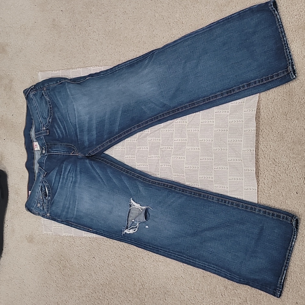 Men’s True Religion Jeans barely worn Size 42